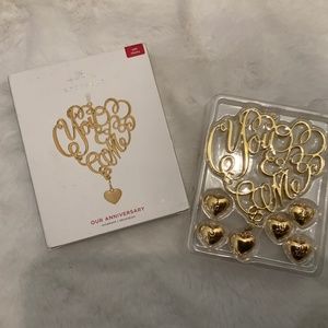 HALLMARK KEEPSAKE, Anniversary in box Ornament